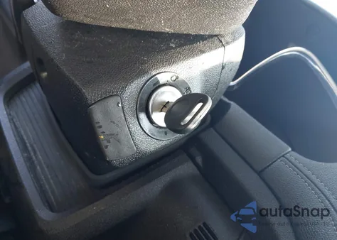 2014 Chevrolet Traverse Lt z USA, uszkodzony, nr VIN 1GNKRGKDXEJ338165